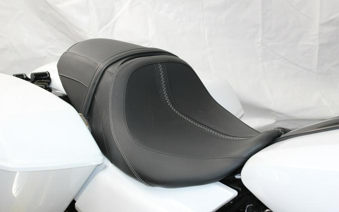 Harley-Davidson Road Glide™ 2024 FLTRX 84497964 WHITE ONYX PRL