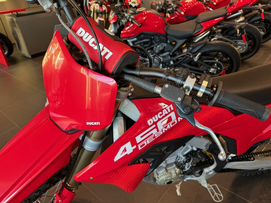 2026 Ducati Desmo450 MX