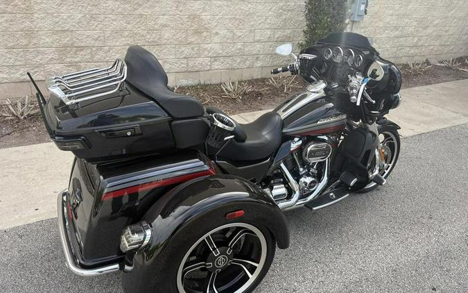 2020 Harley-Davidson® FLHTCUTGSE - CVO™ Tri Glide®