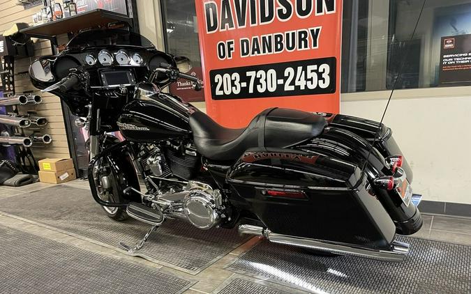 2017 Harley-Davidson® FLHXS - Street Glide® Special