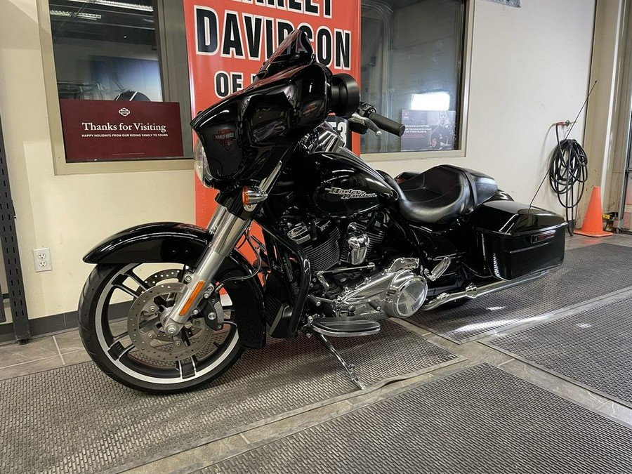 2017 Harley-Davidson® FLHXS - Street Glide® Special