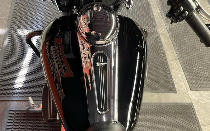 2017 Harley-Davidson® FLHXS - Street Glide® Special