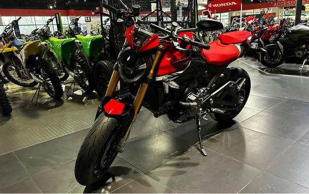 2024 Ducati Monster SP