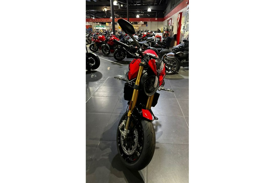 2024 Ducati Monster SP