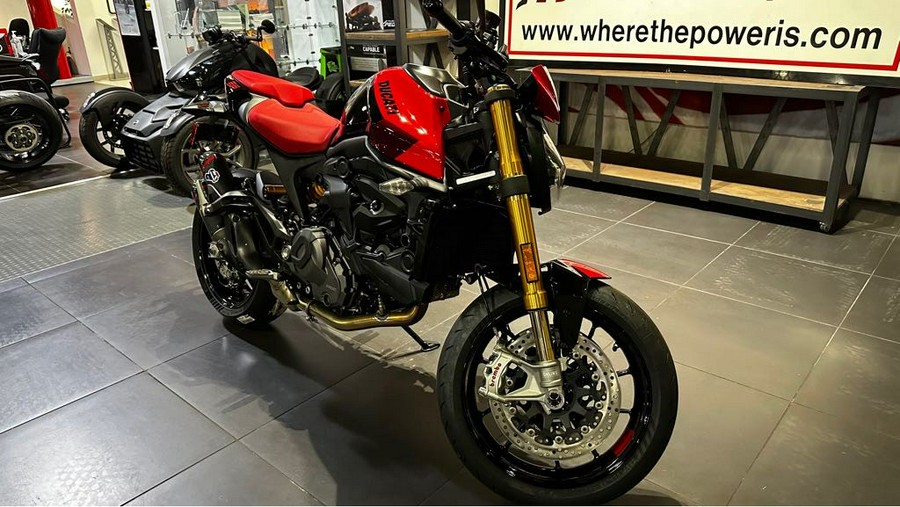 2024 Ducati Monster SP