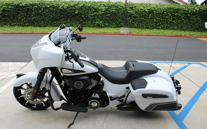 2024 Indian Motorcycle® Chieftain® Dark Horse® Ghost White Metallic Smoke