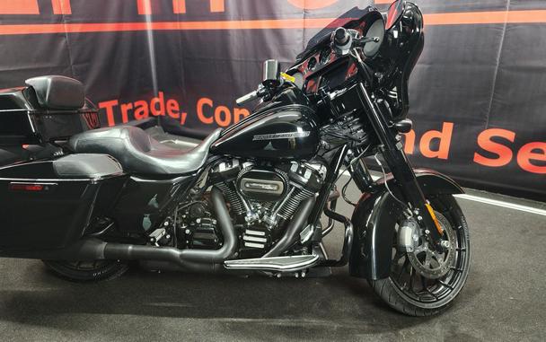 2019 Harley-Davidson® FLHXS