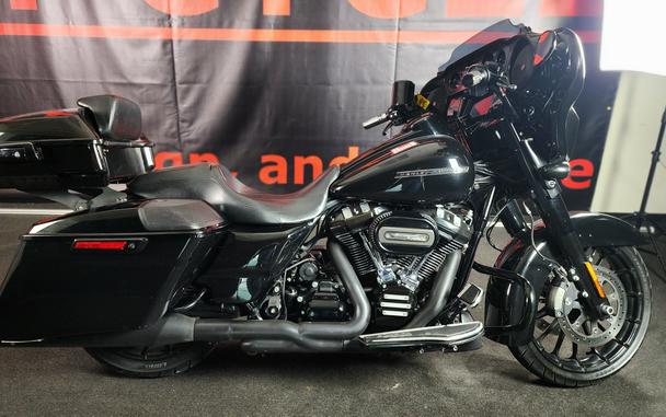 2019 Harley-Davidson® FLHXS