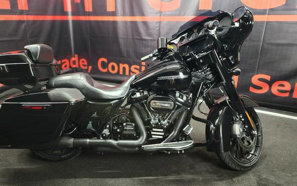 2019 Harley-Davidson® FLHXS