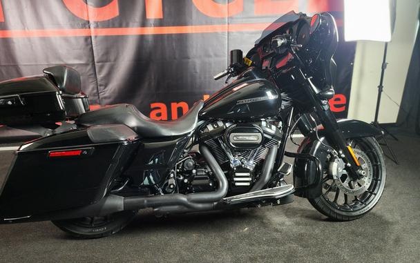 2019 Harley-Davidson® FLHXS