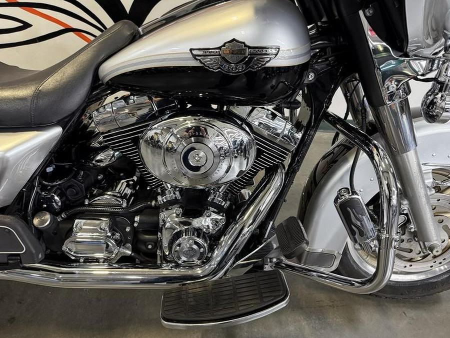 2003 Harley-Davidson® FLHTC - Electra Glide® Classic