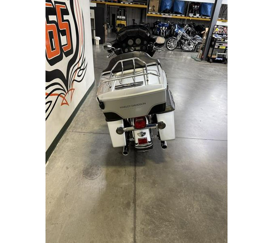 2003 Harley-Davidson® FLHTC - Electra Glide® Classic