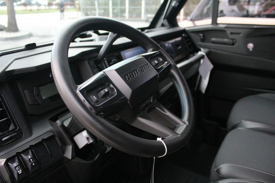 2026 Can-AM SSV DEF MAX LTD 65 HD11 WH HB 26 Limited HD11