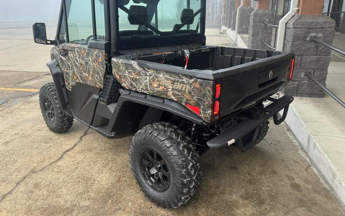 2026 Can-Am Defender XT CAB HD11