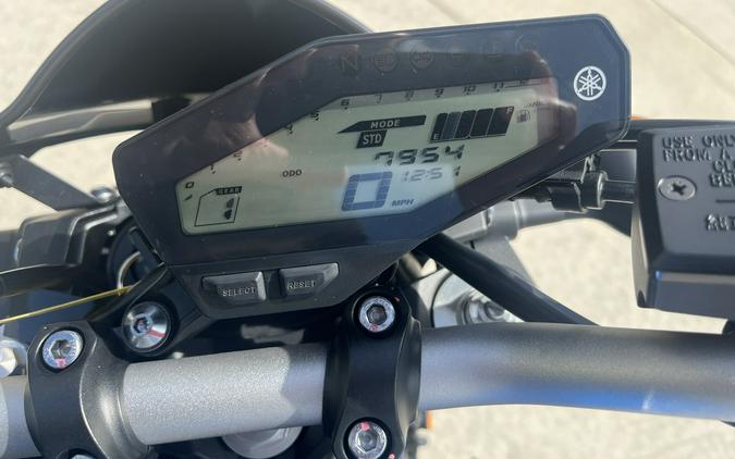 2016 YAMAHA FZ-09 - A008981