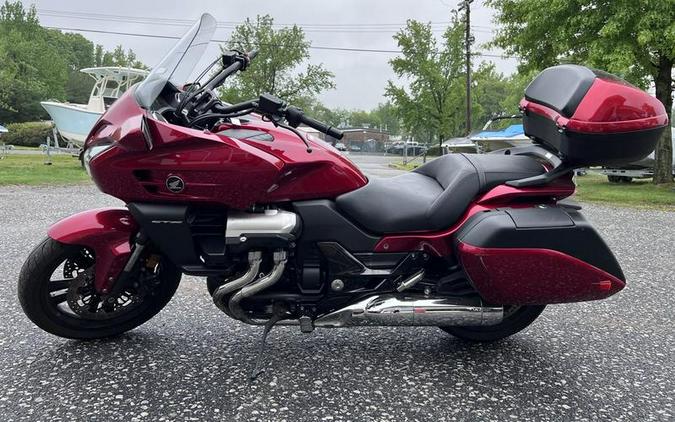 2014 Honda® CTX1300 Deluxe