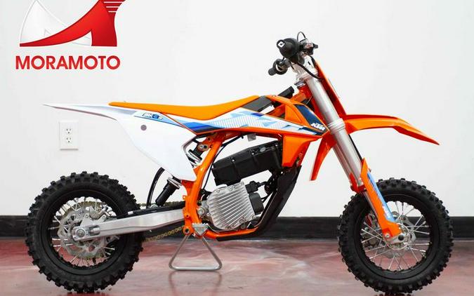 2024 KTM SX-E 3