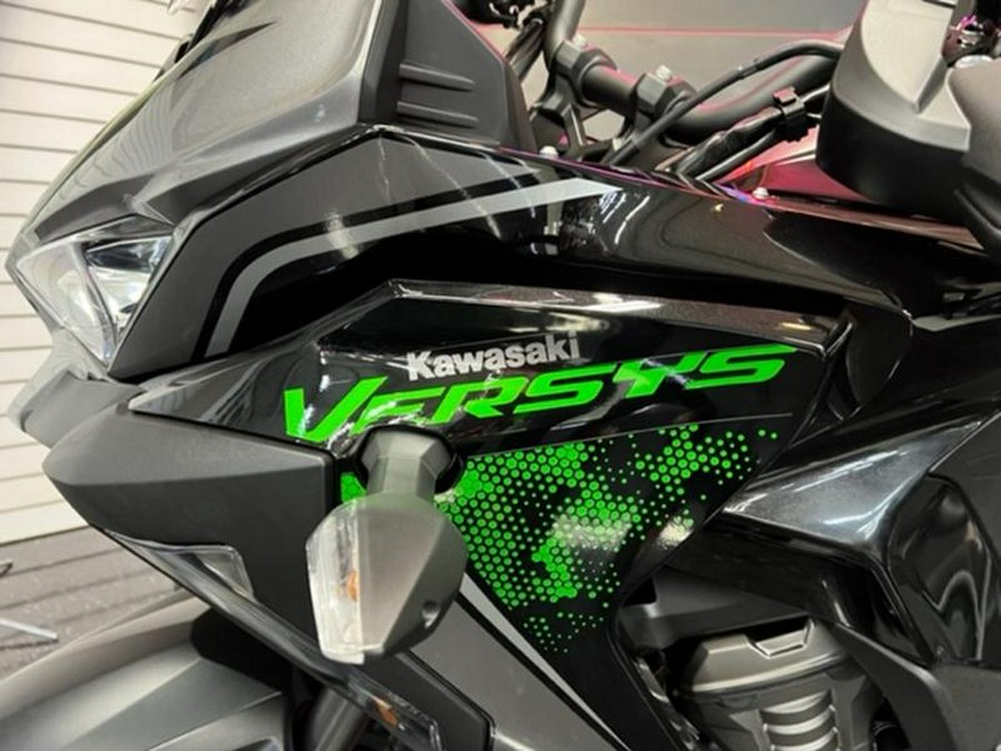 2023 Kawasaki Versys® 1000 SE LT+