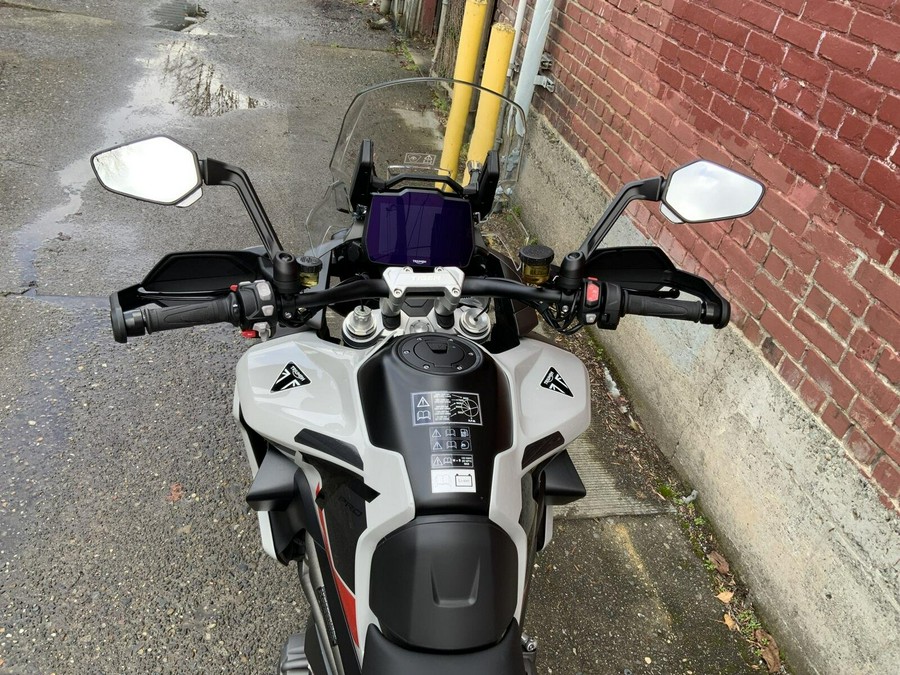 2026 Triumph TIGER 1200 ALPINE EDITION