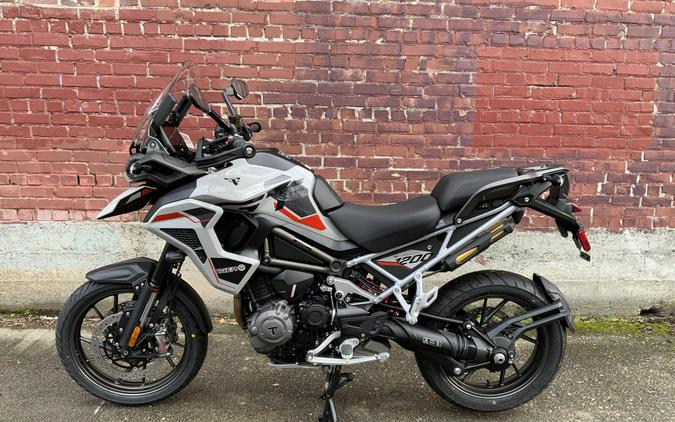2026 Triumph TIGER 1200 ALPINE EDITION