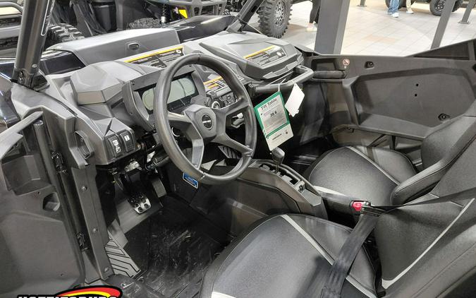 2026 Can-Am Commander XT 700