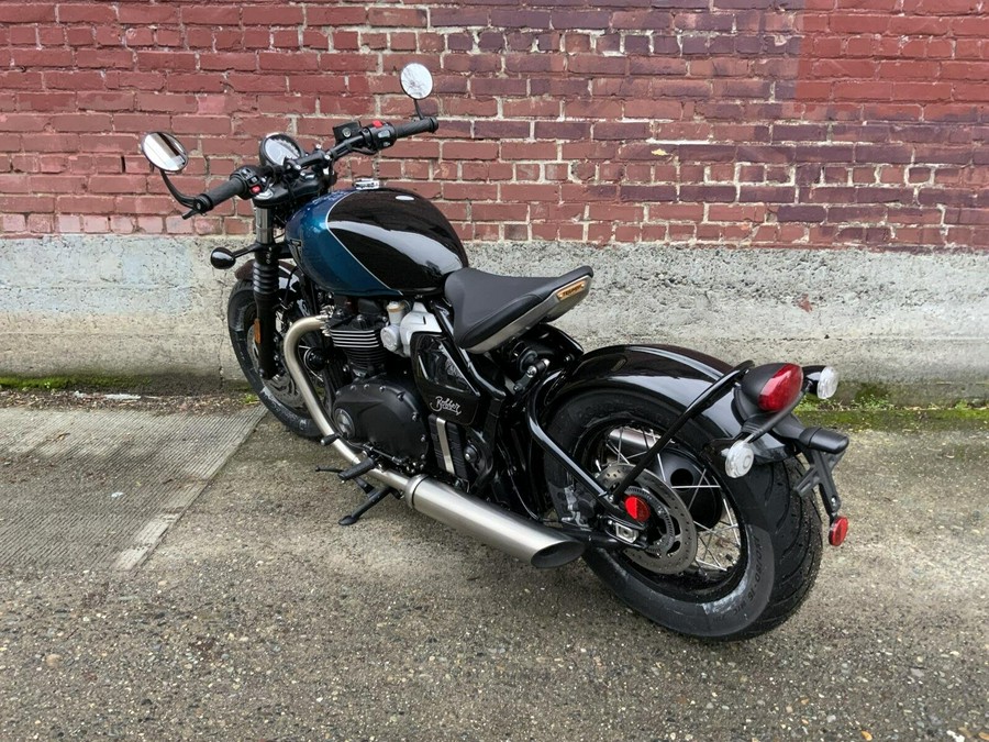 2026 Triumph BONNEVILLE BOBBER