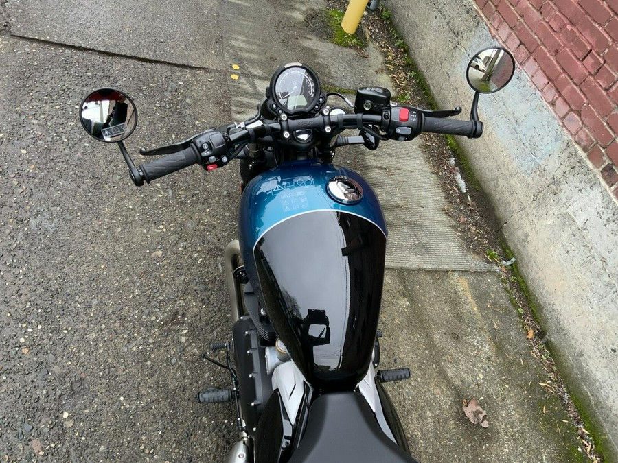 2026 Triumph BONNEVILLE BOBBER