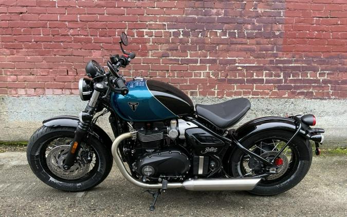 2026 Triumph BONNEVILLE BOBBER