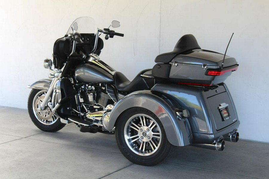 2022 Harley-Davidson® FLHTCUTG - Tri Glide® Ultra