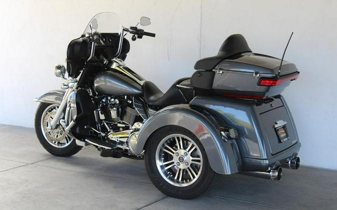 2022 Harley-Davidson® FLHTCUTG - Tri Glide® Ultra