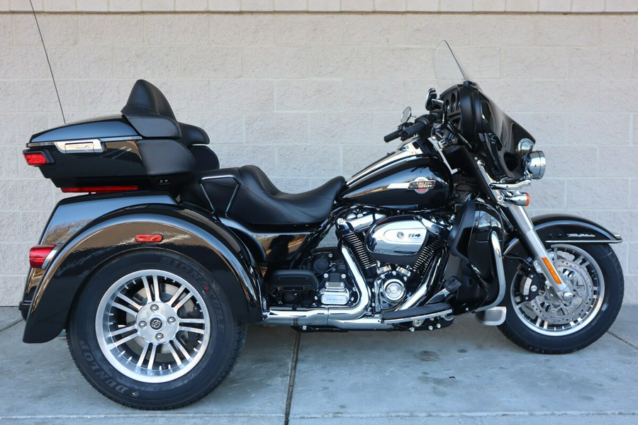 2024 Harley-Davidson FLHTCUTG Tri Glide Ultra