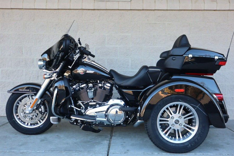 2024 Harley-Davidson FLHTCUTG Tri Glide Ultra