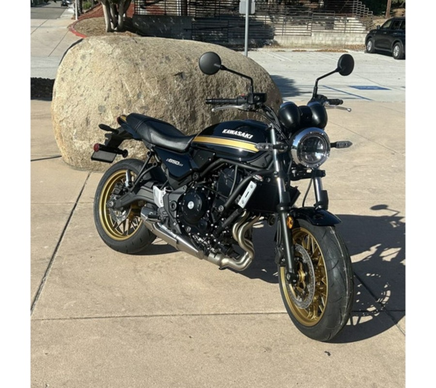 2025 Kawasaki Z650RS ABS