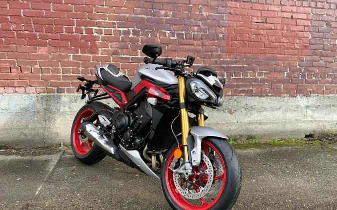 2026 Triumph STREET TRIPLE 765 RX