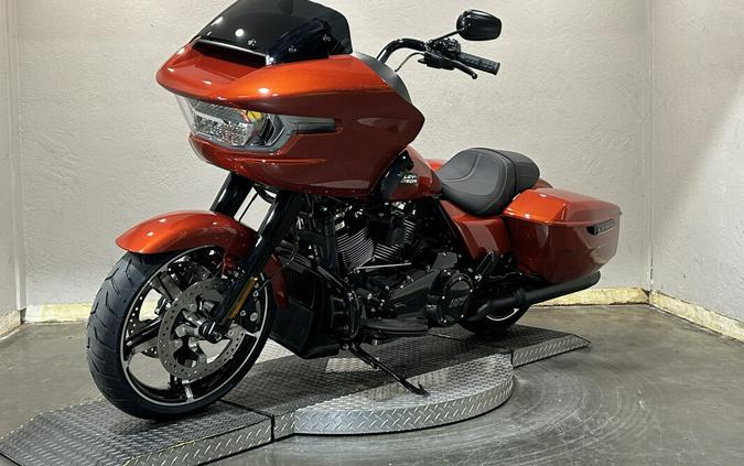 Harley-Davidson Road Glide® 2024 FLTRX 84468395 WHISKEY FIRE