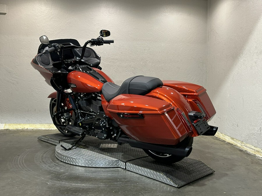 Harley-Davidson Road Glide® 2024 FLTRX 84468395 WHISKEY FIRE