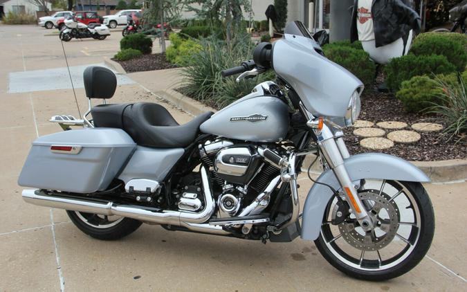 2023 Harley-Davidson Street Glide