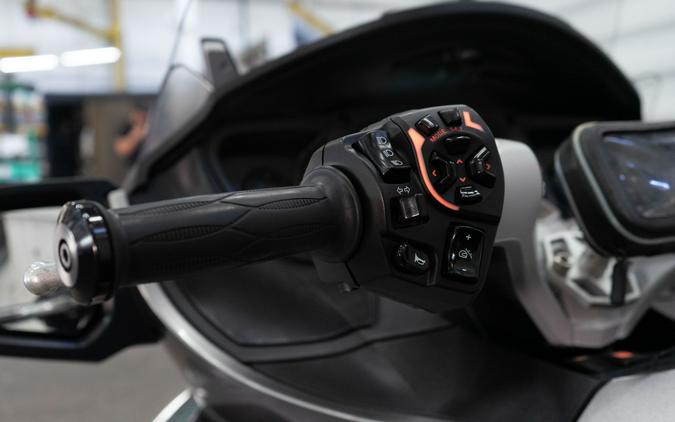 2012 Can-Am Spyder® RT Audio & Convenience