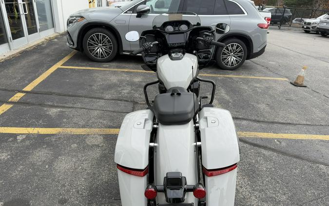 2026 Indian Motorcycle CHALLENGER DARK HORSE 112 PACKAGE