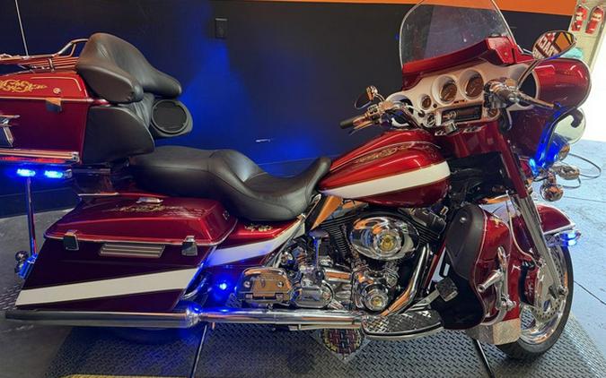 2008 Harley-Davidson Touring FLHTCU - Ultra Classic Electra Glide