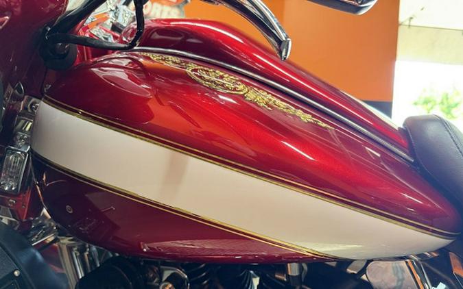 2008 Harley-Davidson Touring FLHTCU - Ultra Classic Electra Glide