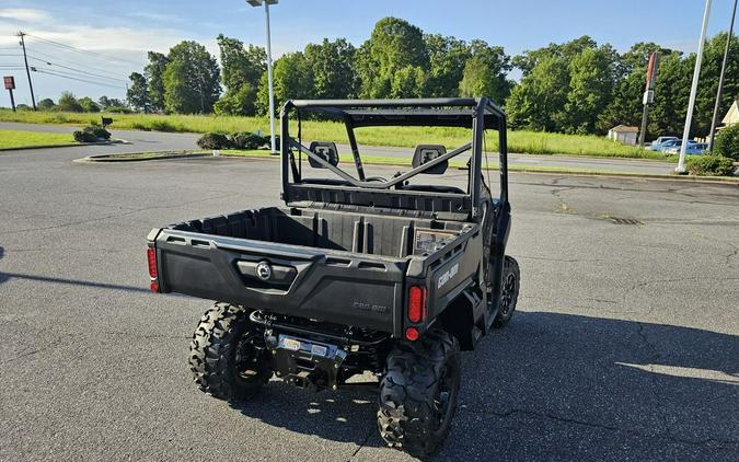 2024 Can-Am® Defender DPS HD7 Tundra Green