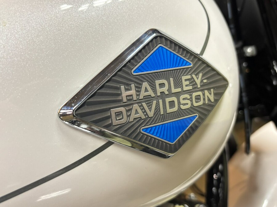 FLHC 2025 Heritage Classic