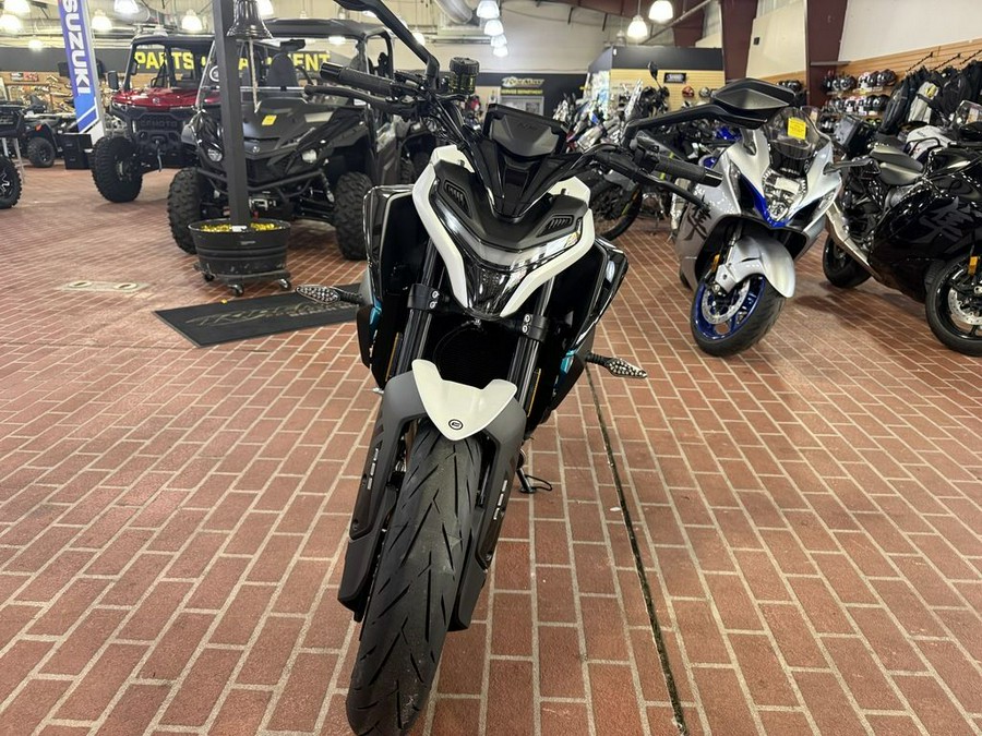 2026 CFMOTO 675NK