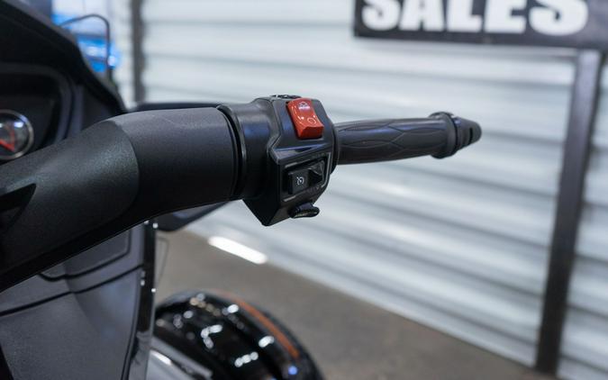 2015 Can-Am Spyder® RT SE6