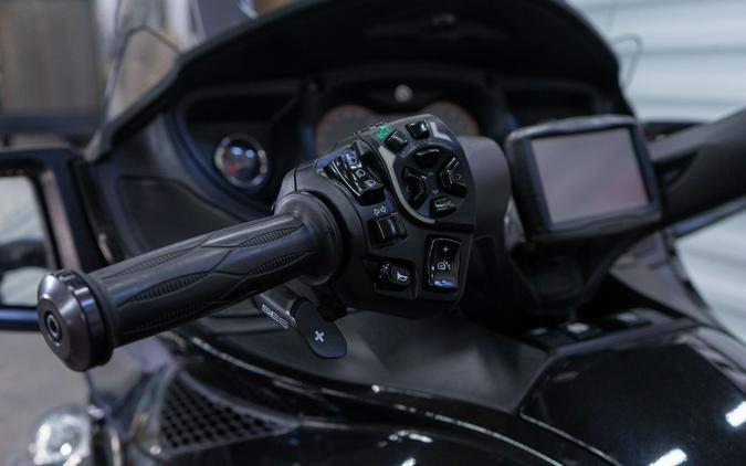 2015 Can-Am Spyder® RT SE6