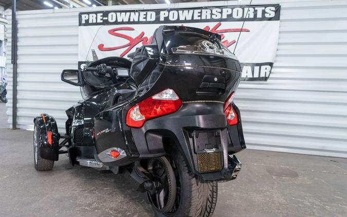 2015 Can-Am Spyder® RT SE6