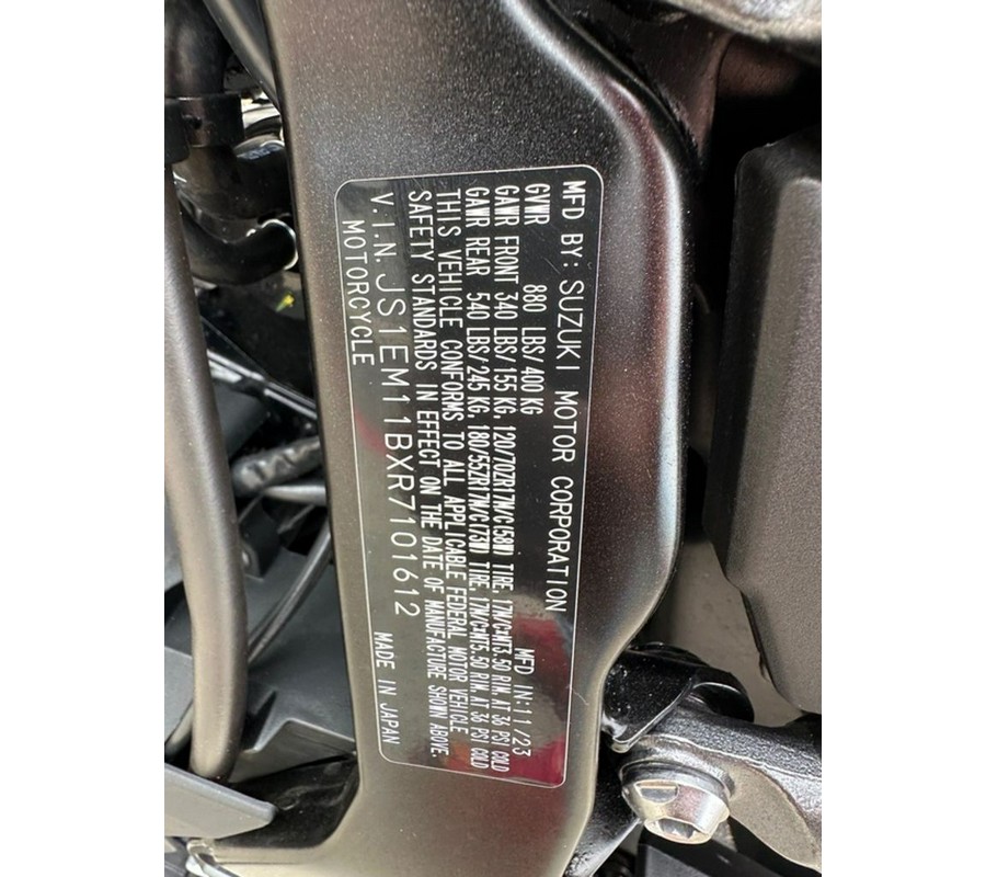 2024 Suzuki GSX 8S
