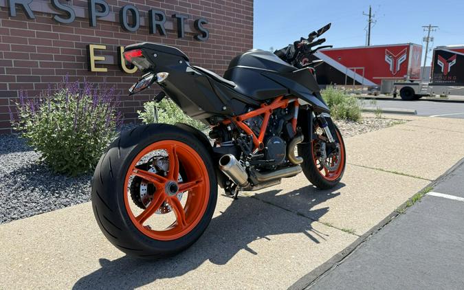 2022 KTM 1290 Super Duke R EVO Blue / Black / Orange