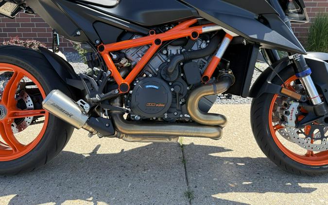 2022 KTM 1290 Super Duke R EVO Blue / Black / Orange